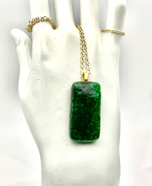 Kelly Green Pendant